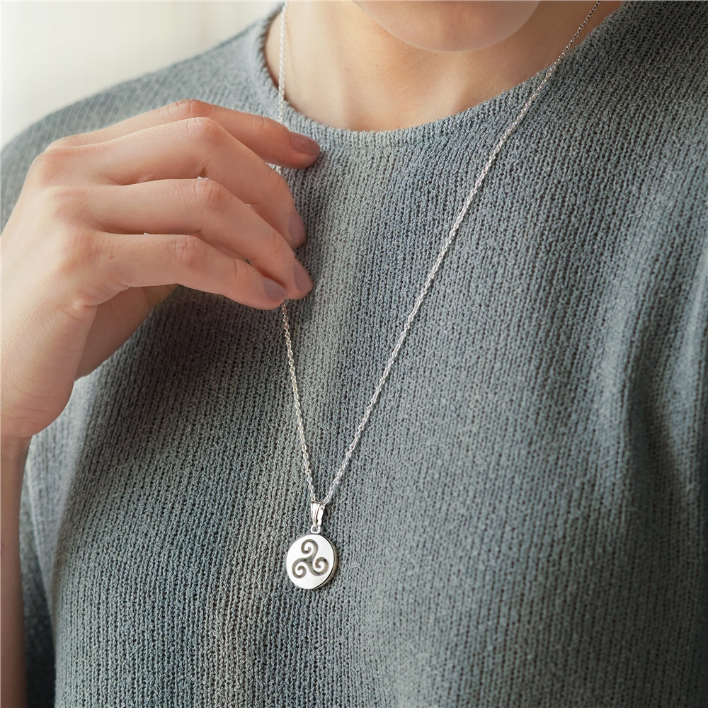 Kells Small Pendant