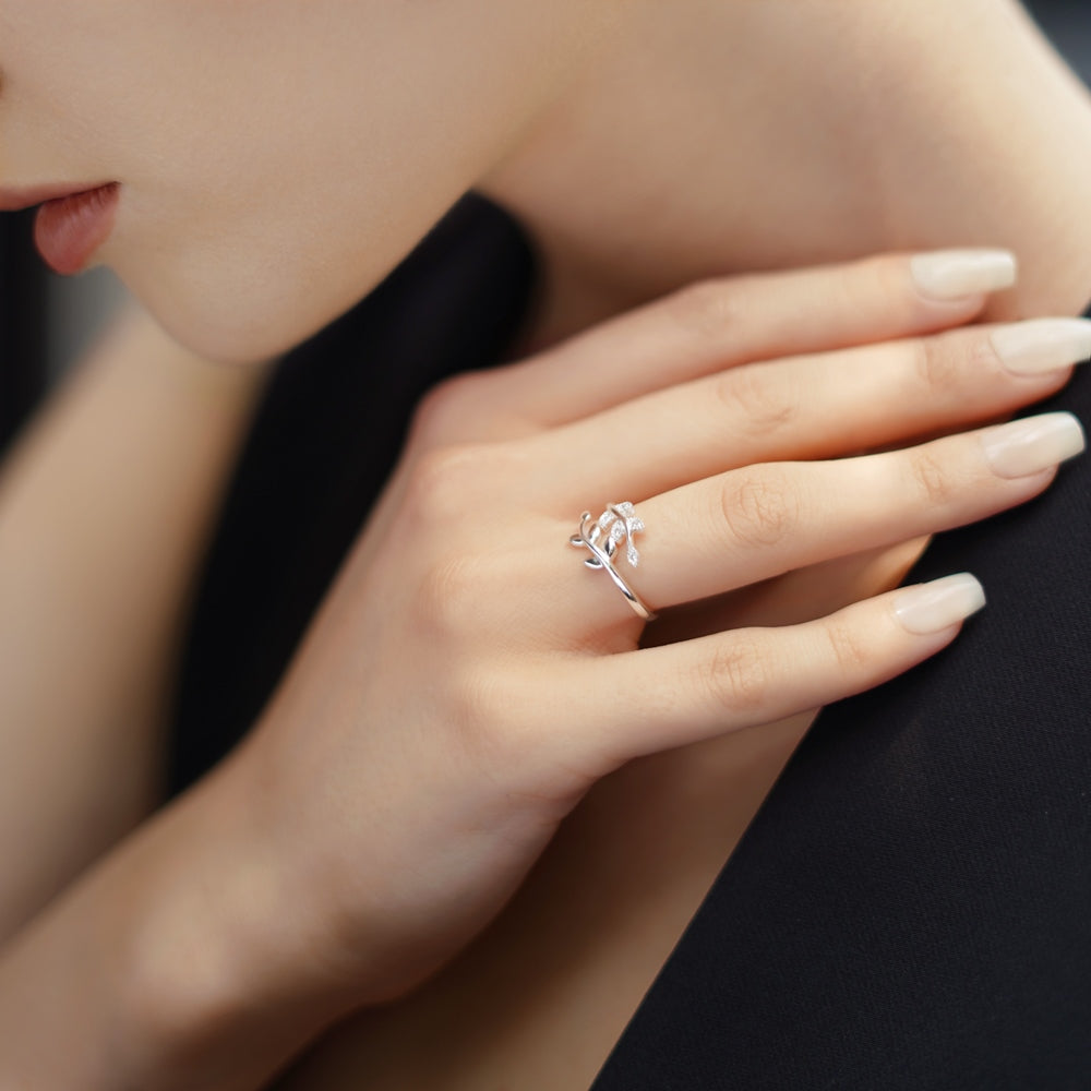 Leaf Ring with Clear Stones