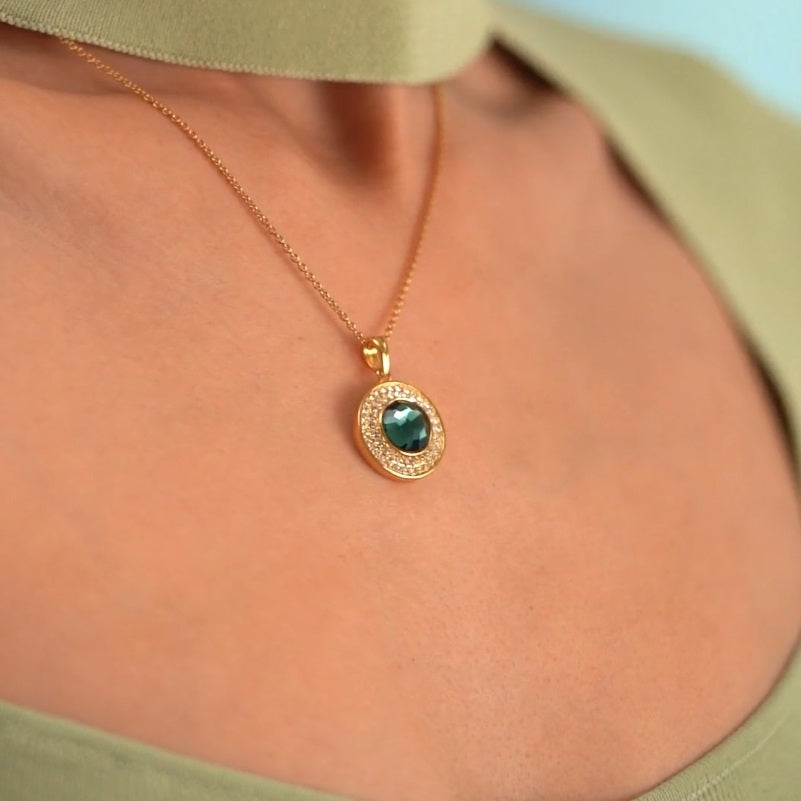 Pendant with Montana Coloured Stone