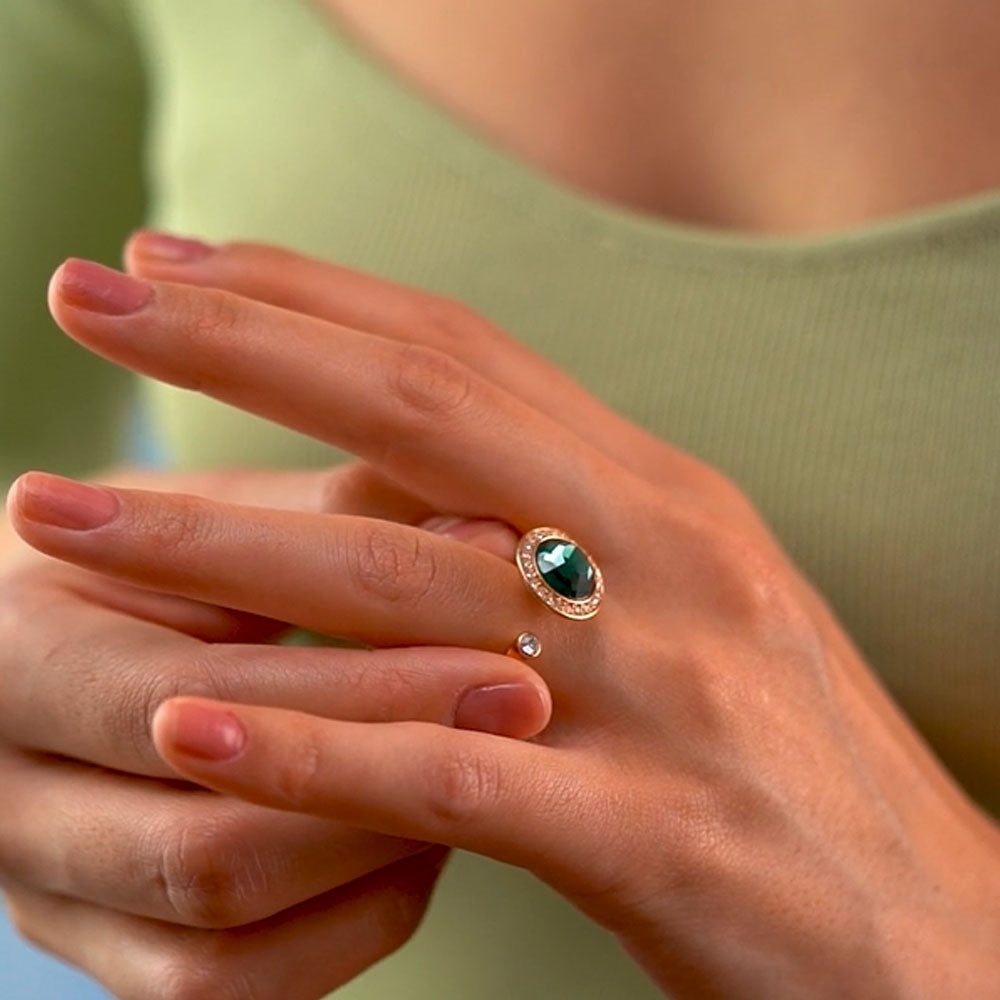Ring with Montana Coloured Stone
