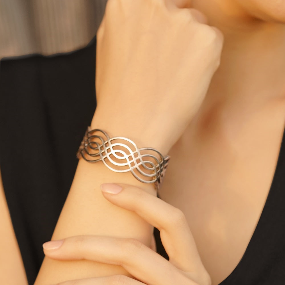 Newbridge Silverware Silver Bangles – Elegant Celtic & Modern Styles for Women 2 Newbridge Silverware silver bangles