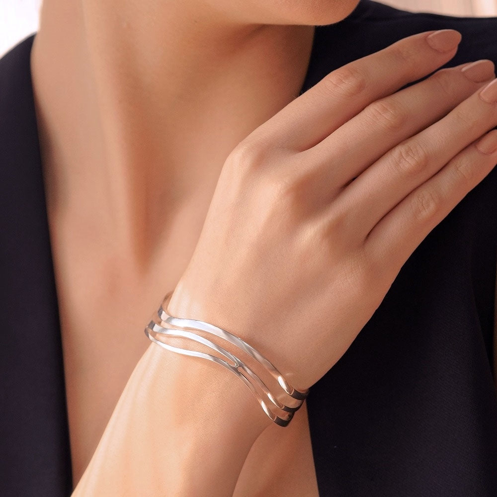 Orca Wave Bangle – Newbridge Silverware