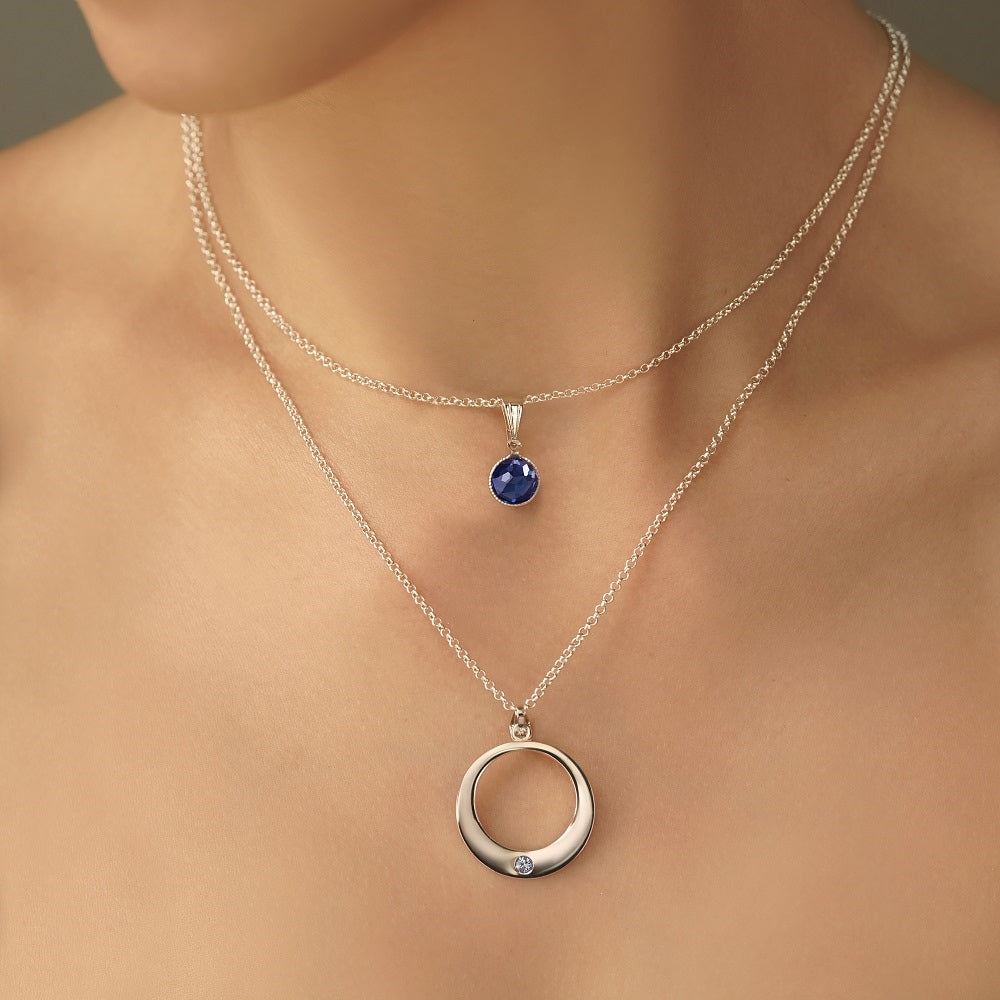 Mona Lisa double pendant