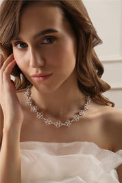 Knot Style Necklace