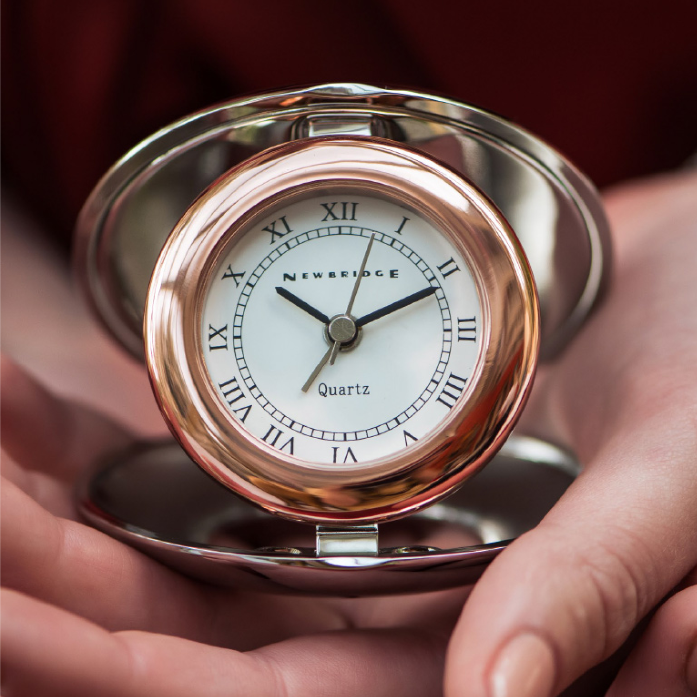 HomePage_Art_of_Gifting_B_650x650_62455bc6-a414-4f13-a73b-7a8c07c17c0c.png