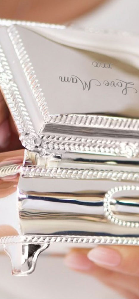highlight-product-engraving-mobile.jpg
