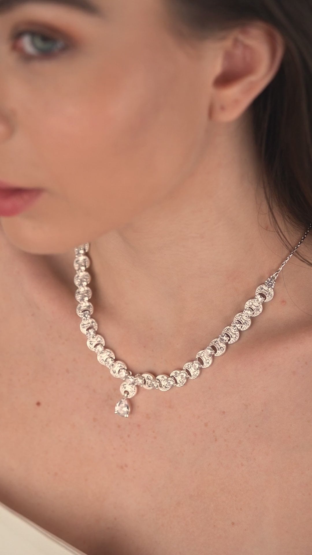 Vintage Clear Stone Necklace