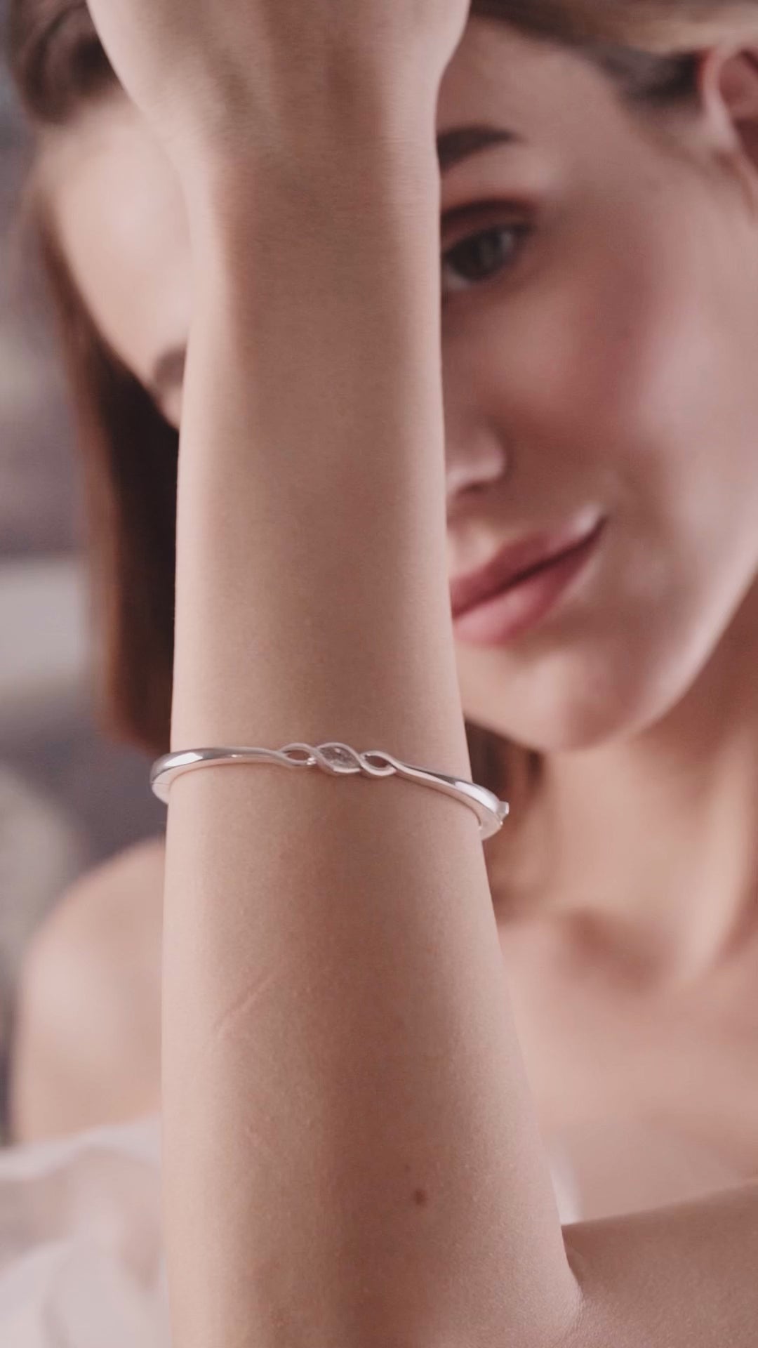 Clear Stone Bangle